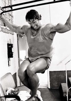 Wide-Grip Behind-The-Neck Chins