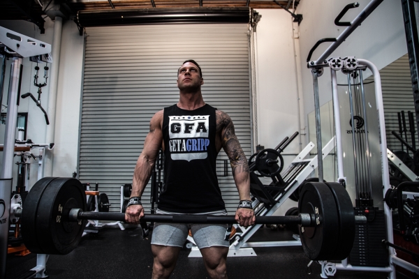 Cyberflexing.com Exclusive Interview With IFBB Men’s Physique Competitor Joe Pitt